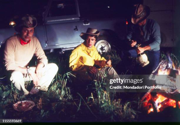 48 Mogol (Lyricist) Stock Photos, HighRes Pictures, and Images Getty