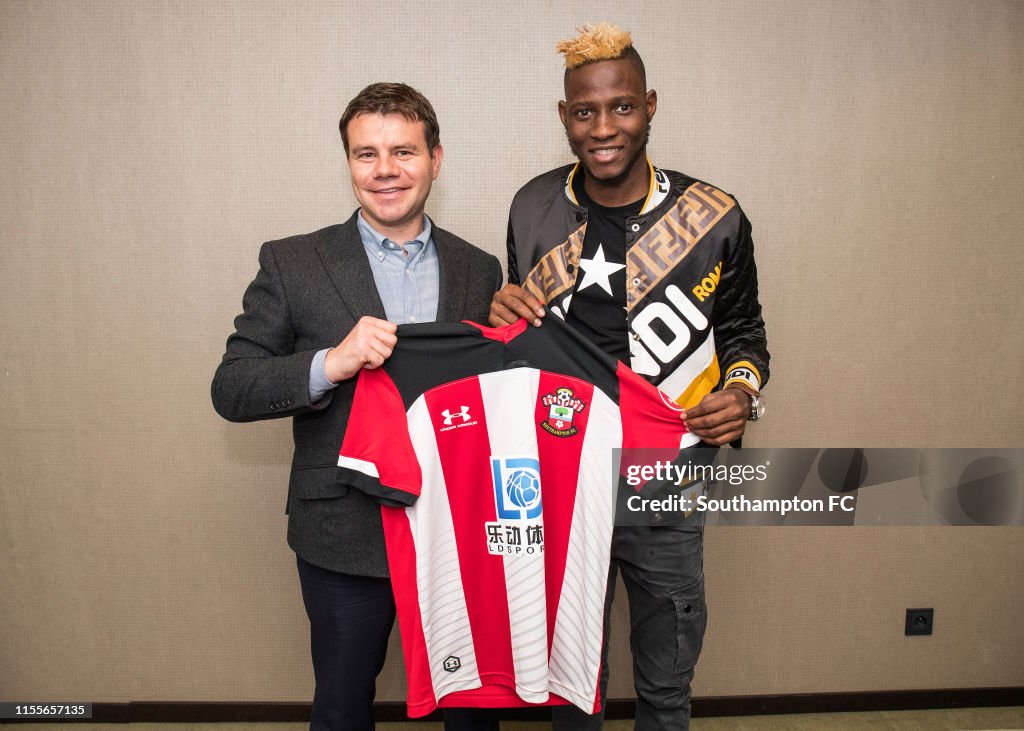 Southampton Unveil New Signing Moussa Djenepo