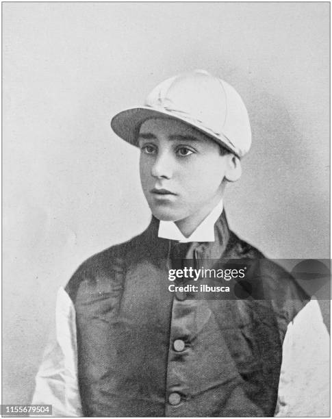 stockillustraties, clipart, cartoons en iconen met antieke vintage zwart-wit foto: horseracing jockey portret - cap hat