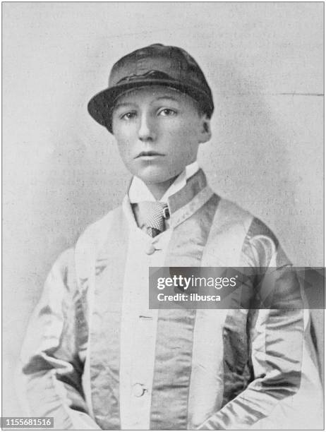 stockillustraties, clipart, cartoons en iconen met antieke vintage zwart-wit foto: horseracing jockey portret - cap hat