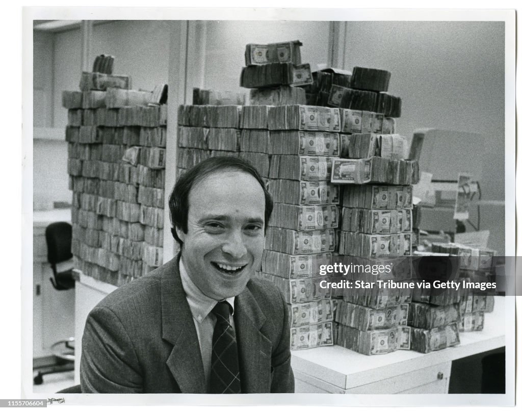 Hal Rolnick Art Rolnick in one of the counting rooms in the vault area of the Fed ...