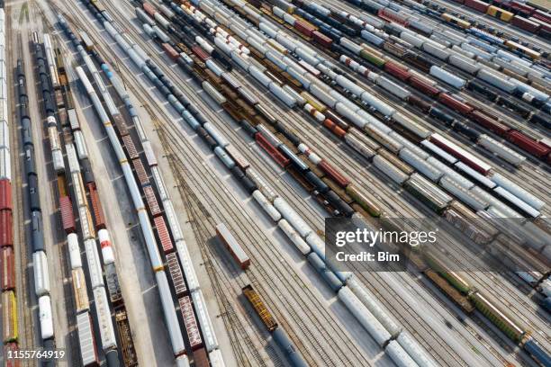 cargo containers and freight trains, aerial view, missouri, usa - rail transportation stock pictures, royalty-free photos & images