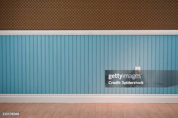 power outlet in empty room - skirting board stock pictures, royalty-free photos & images