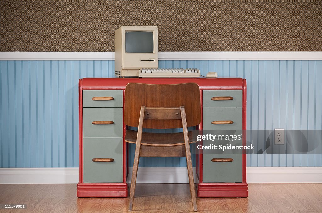 Old Classic Computer On Retro Desk High-Res Stock Photo - Getty Images