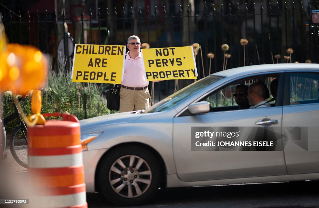 US-ASSAULT-CRIME-EPSTEIN-PAYMENTS