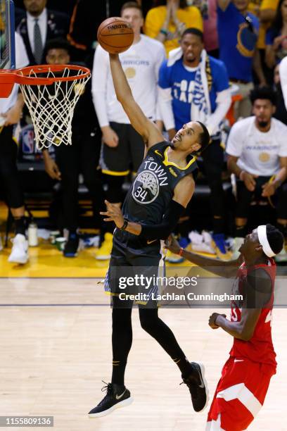 Shaun Livingston of the Golden State Warriors dunks the ball against the Toronto Raptors in the second half during Game Six of the 2019 NBA Finals at...