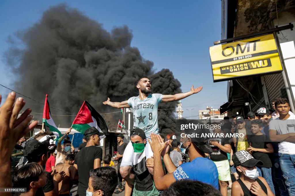 LEBANON-PALESTINIAN-LABOUR-LAW-DEMO