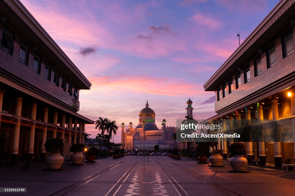 Omar Ali Saifuddien Mosque in Brunei Darussalam