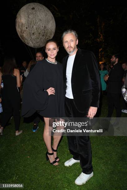 Fashion designer Stella McCartney and Alasdhair Willis attend the presentation of Stella McCartney during the Milan Men's Fashion Week Spring/Summer...