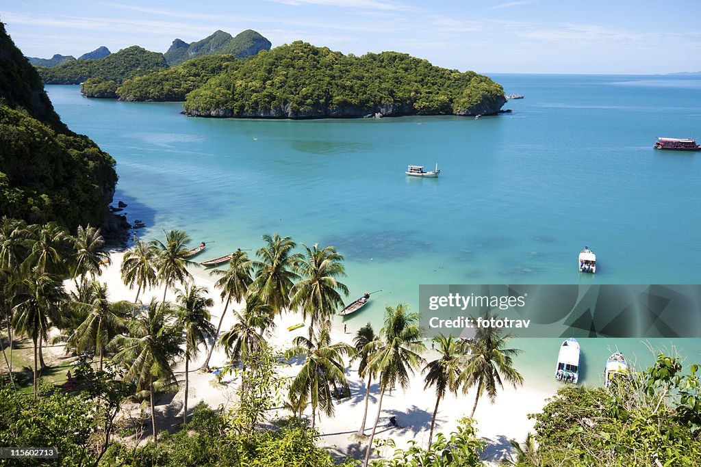 Sunny beach on AngThong National Park in Koh Samui, Thailand