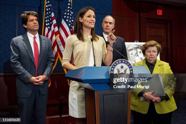 Mark Shriver, artist ambassador for Save the Children Jennifer Garner, Sen. Bob Casey and Sen. Barbara Mikulski discuss the importance of early...