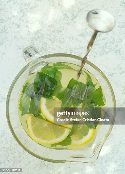 mint lemonade - lemon lime top stock pictures, royalty-free photos & images