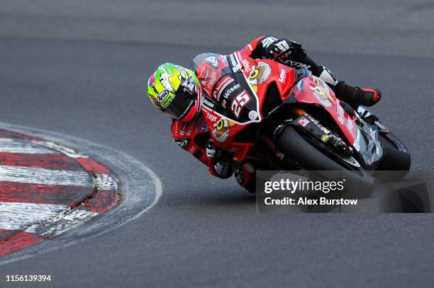 Josh Brookes of Australia in action during the British Superbike Championship Qualifying at Brands Hatch on June 15, 2019 in Longfield, England.