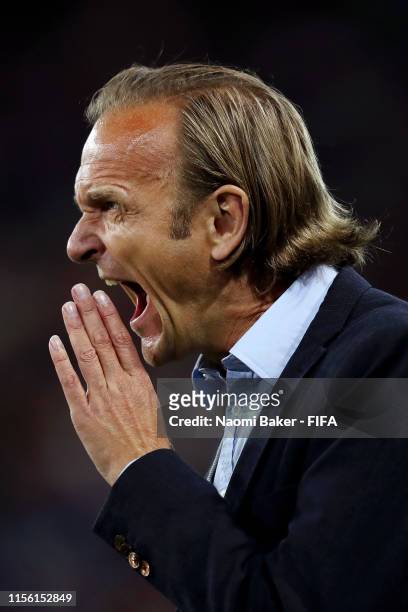 Kenneth Heiner-Moller, Head Coach of Canada gives his team instructions during the 2019 FIFA Women's World Cup France group E match between Canada...
