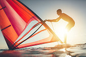 Windsurfer uplift sail for windsurf sailing