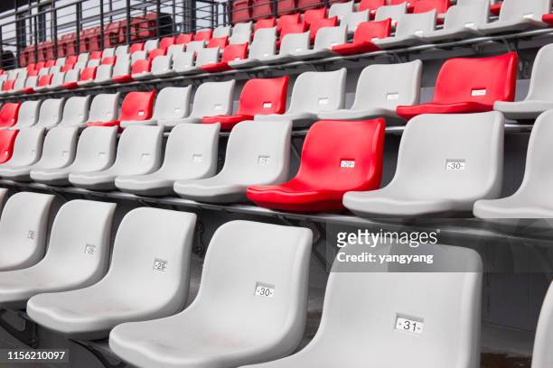 stadium seats bleachers sporting entertainment venue - empty bleachers foto e immagini stock