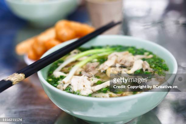a bowl of chicken pho in hanoi, vietnam - vietnam and street food stock pictures, royalty-free photos & images