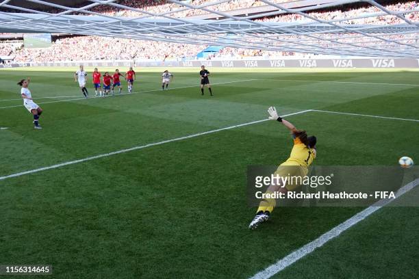 Carli Lloyd of the USA misses a penalty during the 2019 FIFA Women's World Cup France group F match between USA and Chile at Parc des Princes on June...