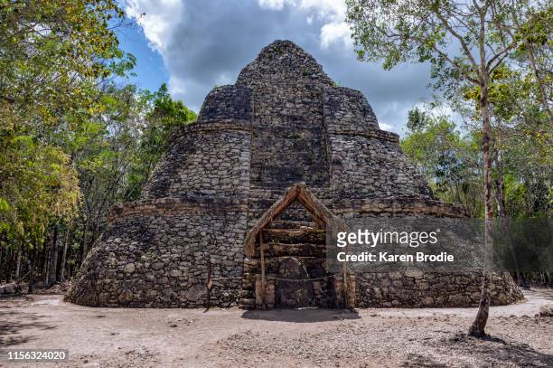 coba xaibe  temple - the crossroads maya pyramid - coba stock pictures, royalty-free photos & images