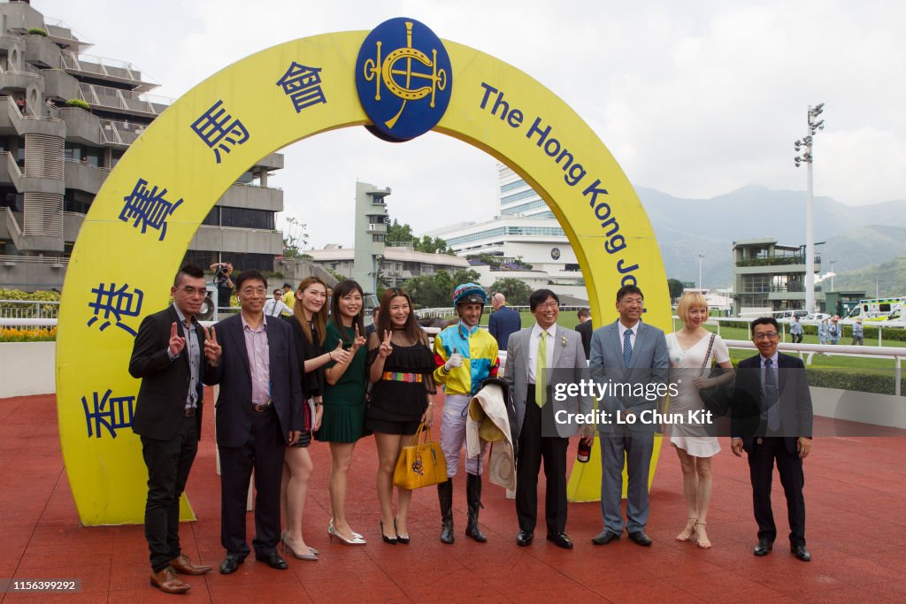 Horse Racing in Hong Kong - Sha Tin Racecourse