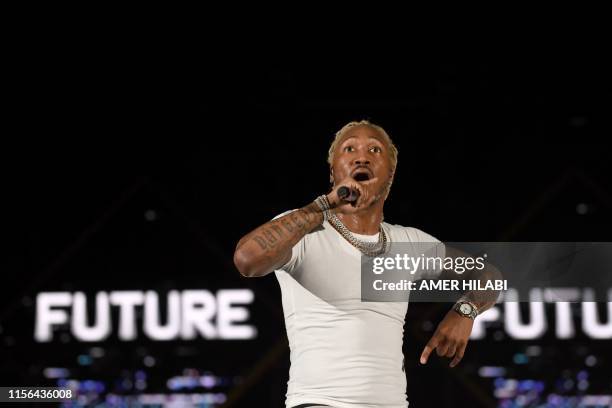Currency Rapper Swong 1,487 Rapper Currency Stock Photos, High-Res Pictures, and Images ...