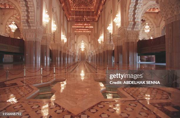 Interior view of Hassan II mosque shot10 July 1998 in Casablanca. Vue interieure de la Mosquée Hassan II de Casablanca prise le 10 juillet 1998.