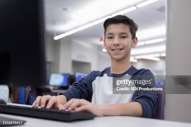 Student Boy Computer 1,127 Middle School Student On Computer Stock Photos, High-Res Pictures ...