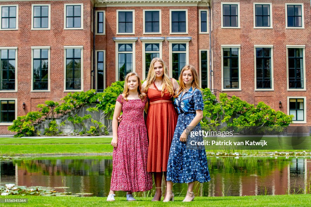 Dutch Royal Family Summer Photo Call In The Hague