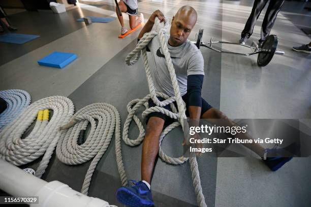 Minnesota Twins outfielder Torii Hunter works out 3 times a week at Synergy an athletic performance gym in Dallas Texas. Hunter works with Jon DeMoss...