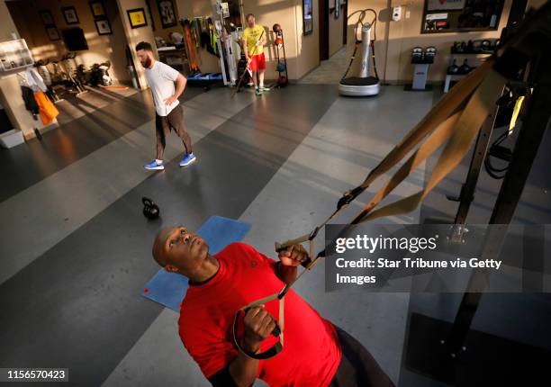 Minnesota Twins outfielder Torii Hunter works out 3 times a week at Synergy an athletic performance gym in Dallas Texas. Hunter works with Jon DeMoss...