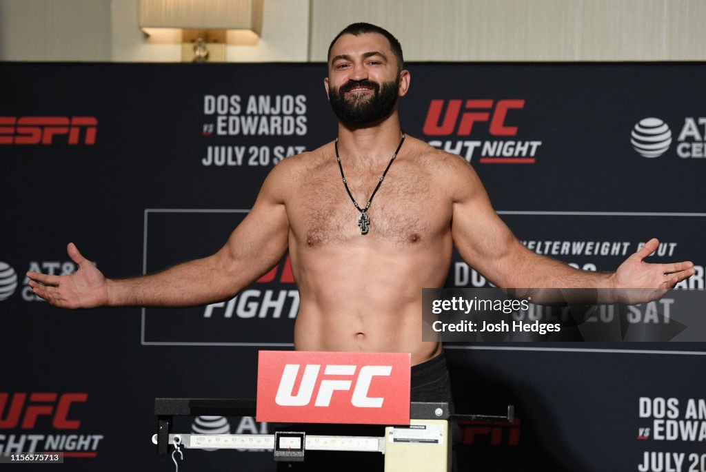 UFC Fight Night: Weigh-ins