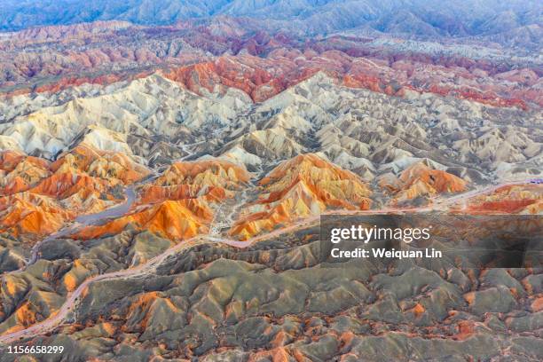 china zhangye colorful danxia natural scenery - zhangye - fotografias e filmes do acervo