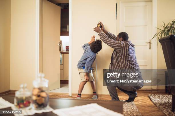 Relative H Right Photo Example 16,027 Relative Height Stock Photos, High-Res Pictures, and Images ...