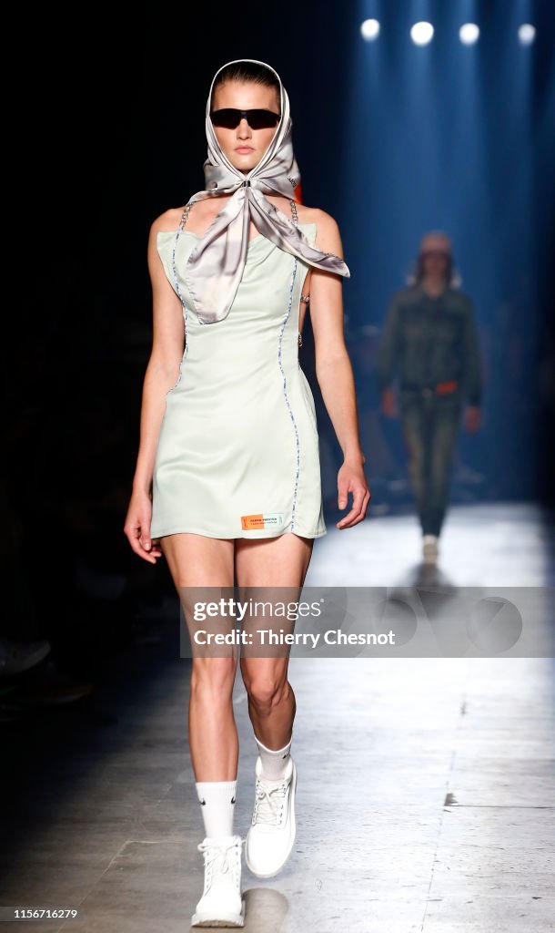 Heron Preston : Runway - Paris Fashion Week - Menswear Spring/Summer 2020