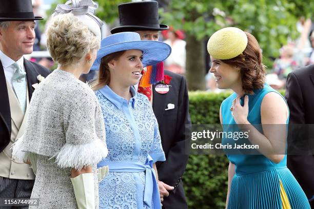 Princess Beatrice and Princess Eugenie on day one of Royal Ascot at Ascot Racecourse on June 18, 2019 in Ascot, England.