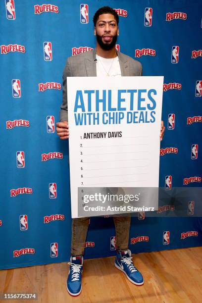 Nba Ruffle Chops 64 Ruffles Chips Stock Photos, High-Res Pictures, and Images - Getty Images