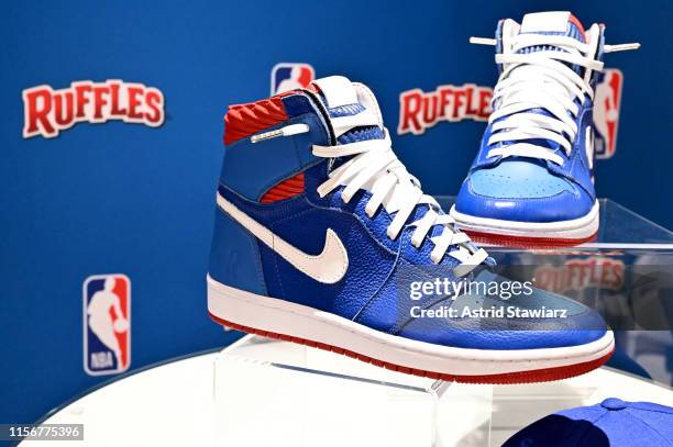 Nba Ruffle Chops 2,395 Ruffled Chips Stock Photos, High-Res Pictures, and Images - Getty ...