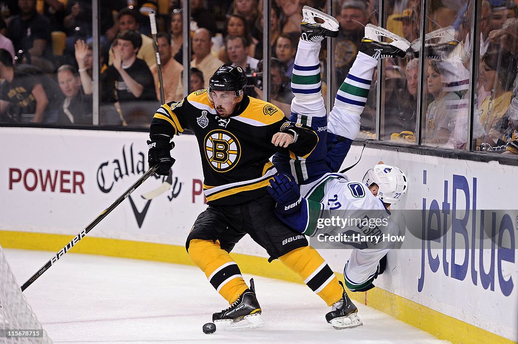Vancouver Canucks v Boston Bruins - Game Four