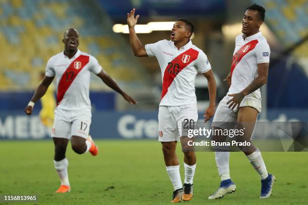 Edison Flores of Peru celebrates after scoring the third goal of his team during the Copa America Brazil 2019 group A match between Bolivia and Peru...