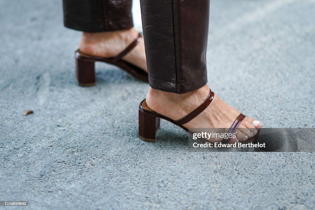 Street Style : Paris Fashion Week - Menswear Spring/Summer 2020 : Day One