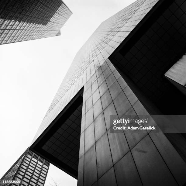 citicorp building from below ii - citigroup stock pictures, royalty-free photos & images