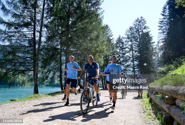 Jony Rodriguez of SS Lazio runs with his teammates during the the SS Lazio pre-season training camp on July 20, 2019 in Auronzo di Cadore, Italy.