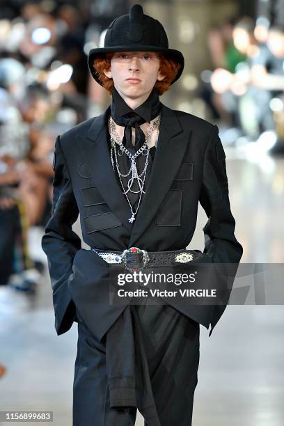 Model walks the runway at the Takahiromiyashita Thesoloist fashion show during Paris Men's Fashion Week Spring/Summer 2020 on June 18, 2019 in Paris,...