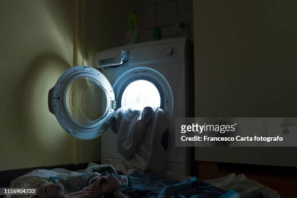 domestic washing machine - washing machine stock pictures, royalty-free photos & images