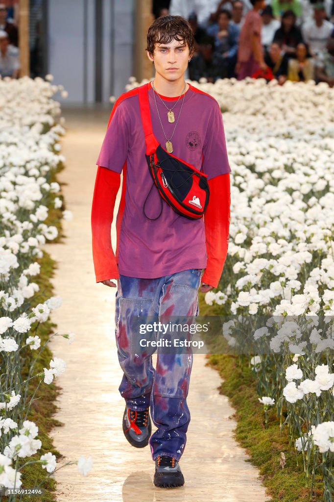 Off-White : Runway - Paris Fashion Week - Menswear Spring/Summer 2020