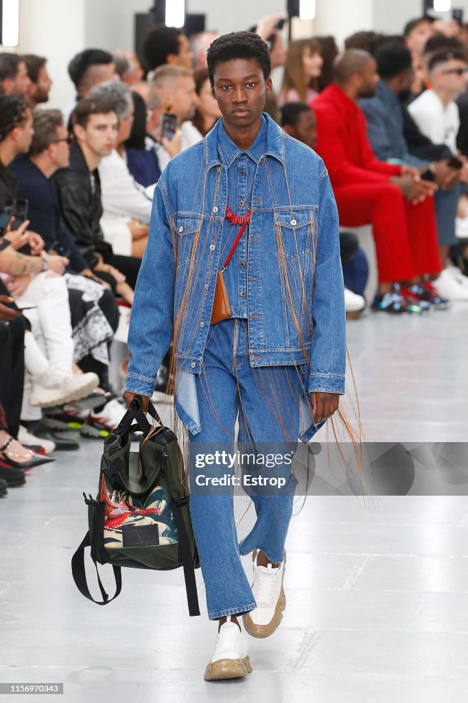 Valentino : Runway - Paris Fashion Week - Menswear Spring/Summer 2020