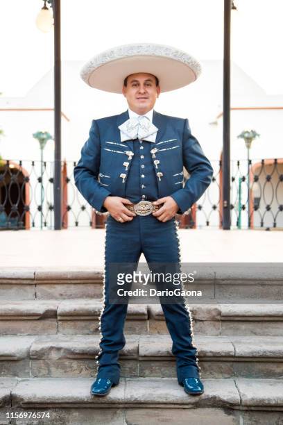 mariachi - mariachi stock pictures, royalty-free photos & images