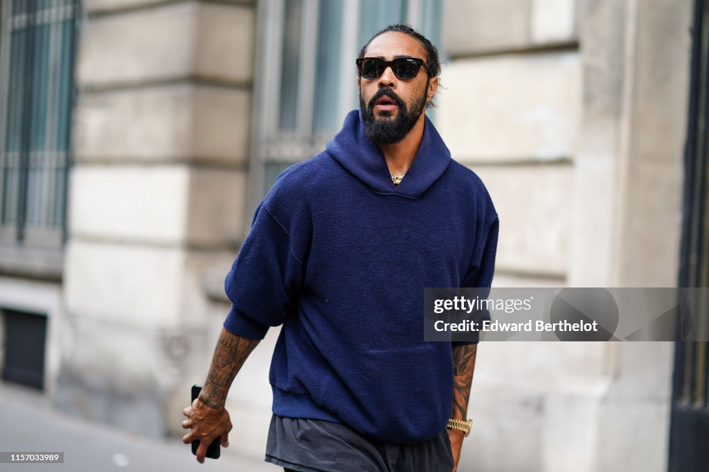 Street Style : Paris Fashion Week - Menswear Spring/Summer 2020 : Day Two