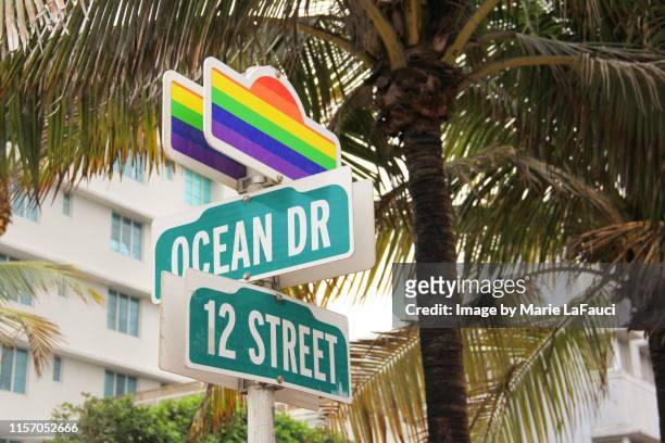 miami beach street sign for ocean drive & 12 street - florida usa stock-fotos und bilder