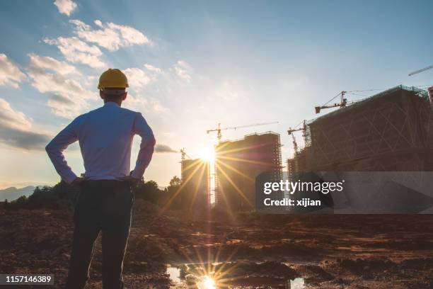 新建築,新開始 - construction site 個照片及圖片檔